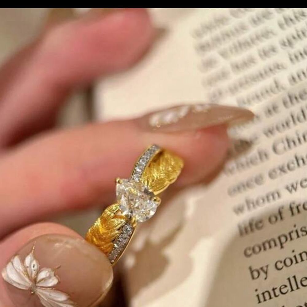 Vintage style ring N724